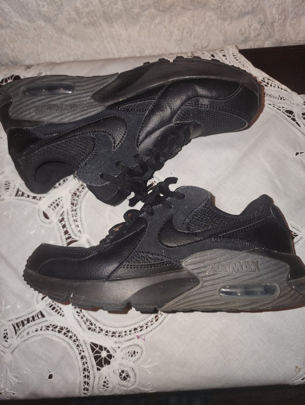 Nike Men's Air Max Excee Black Low-Top Sneakers, Size 8.5 Mens